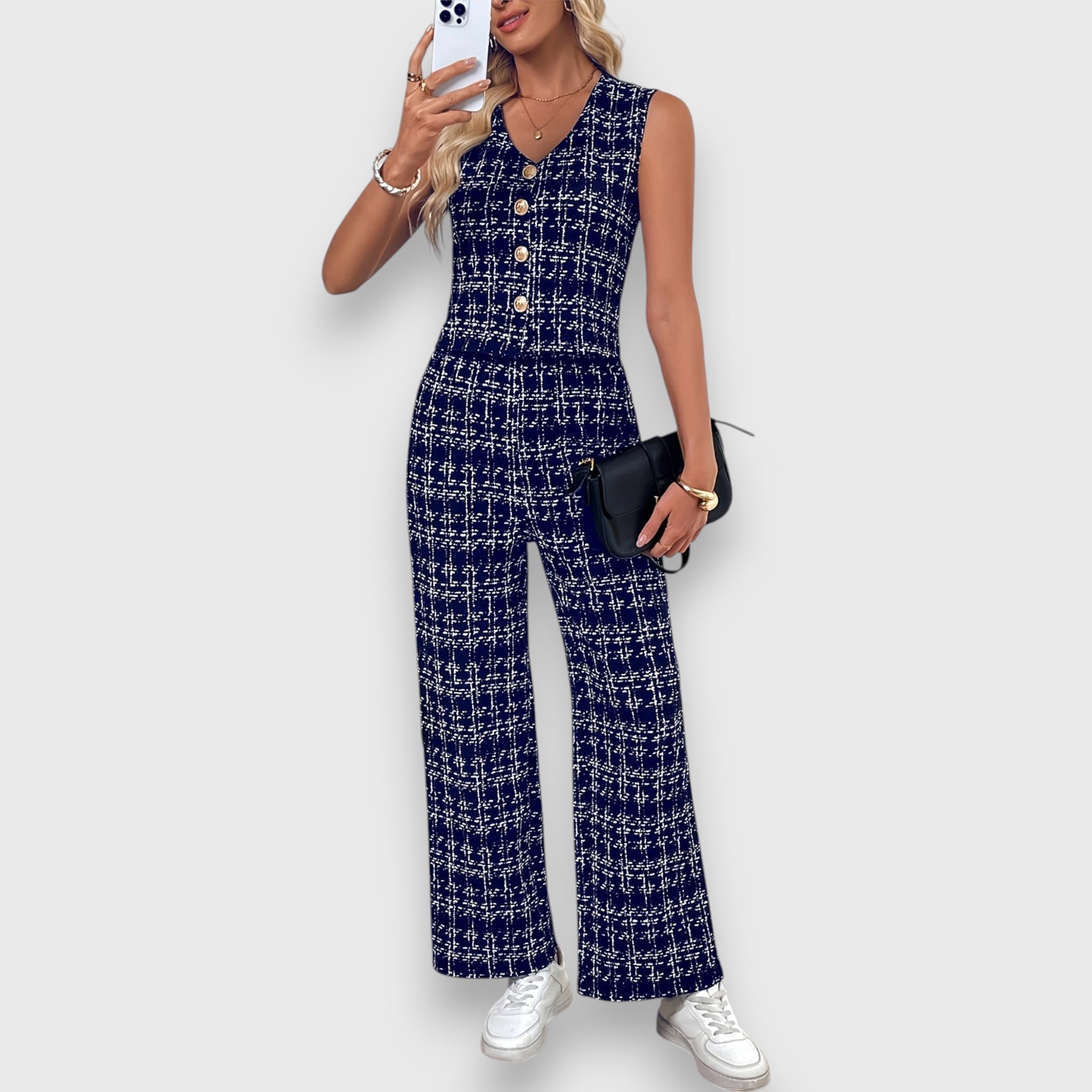 Jasmína - Two-Piece Set with V-Neck and Matching Trousers