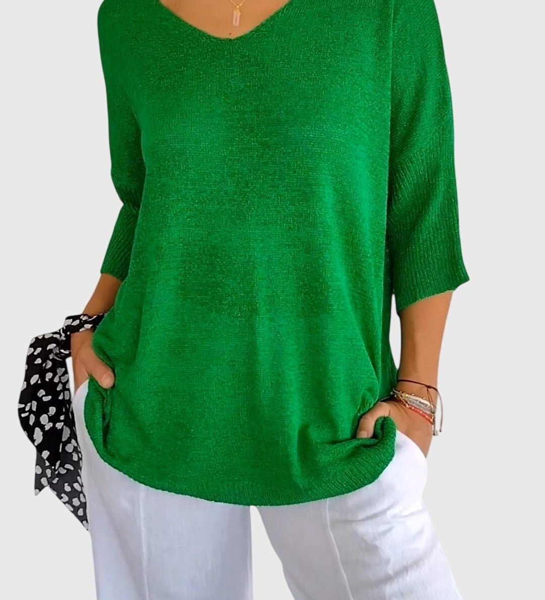Caroline | Elegant V-Neck Top