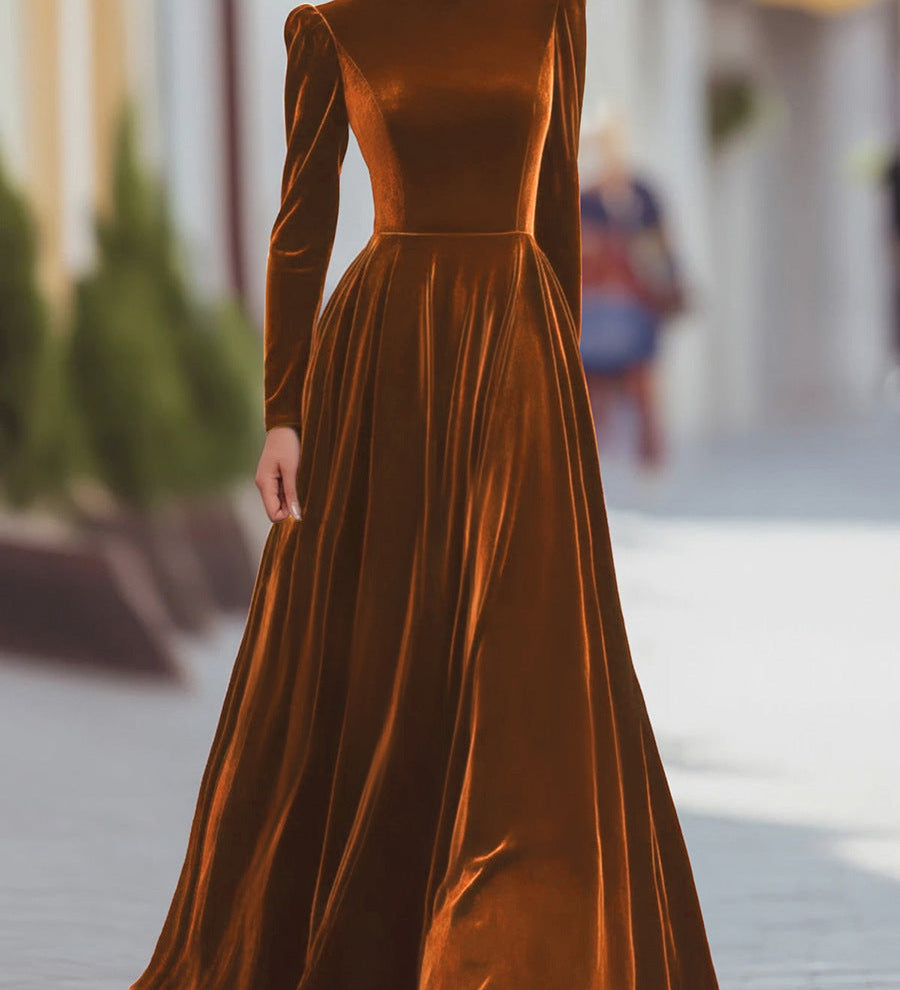 Éléonore | Velvet Maxi Dress with High Neck