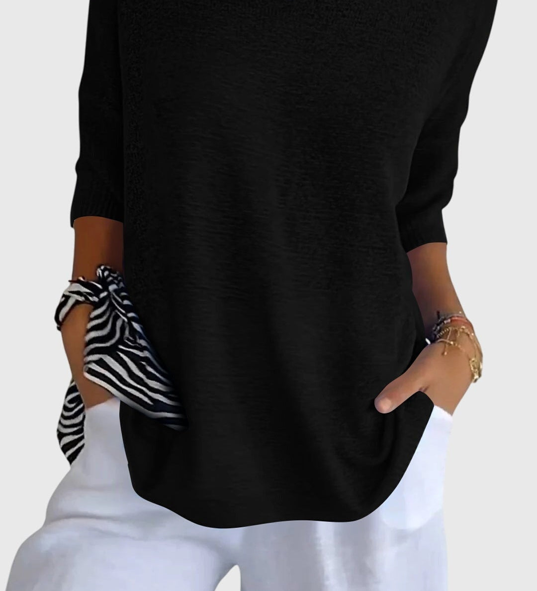 Caroline | Elegant V-Neck Top