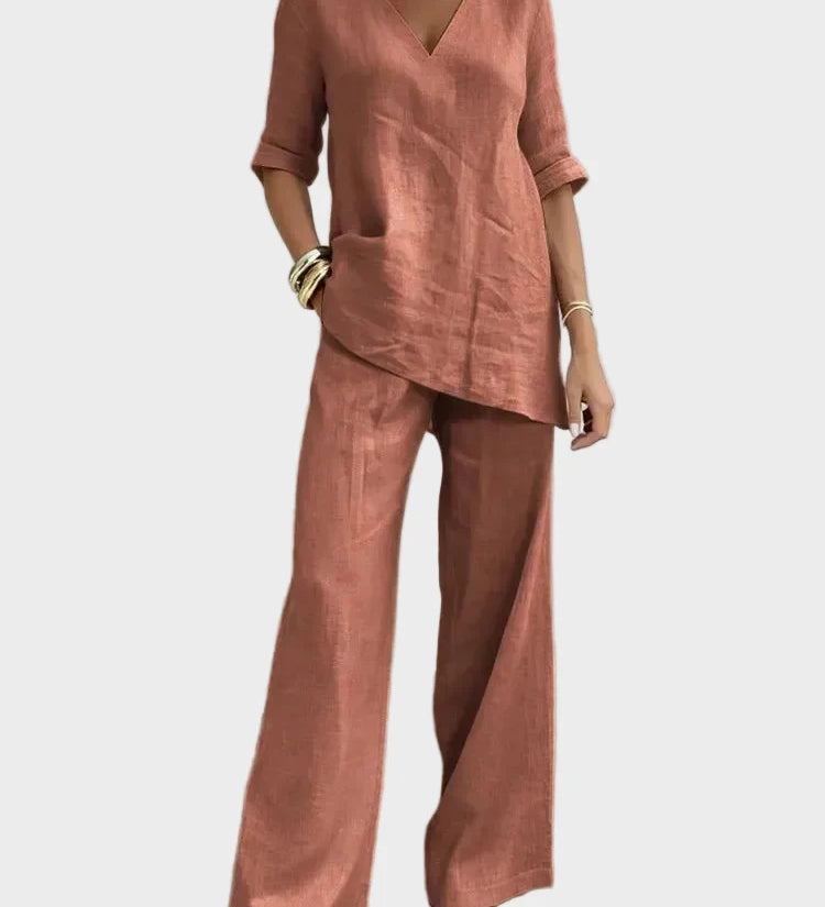 Susana - Two-Piece Set with Half-Sleeve Top and Straight Trousers